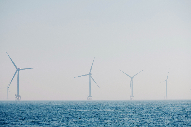 La empresa busca soluciones que permitan mejorar sus instalaciones eólicas marinas con equipos totalmente autónomos o teledirigidos.