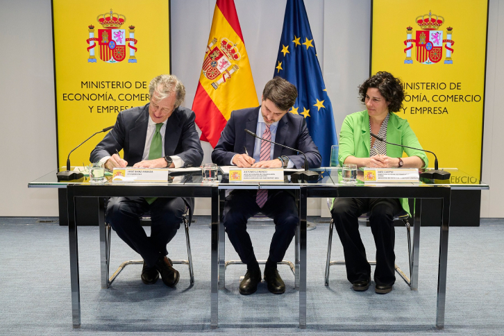 El BEI e Iberdrola firman un préstamo de 500 millones de euros financiados con fondos Next Generation para inversiones en expansión de las redes eléctricas inteligentes en España