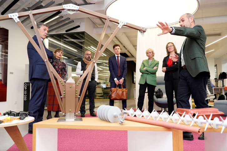 La Embajada de Finlandia visita el HUB de Iberdrola en Bilbao