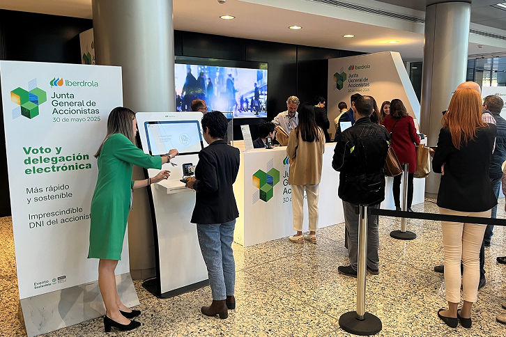 Iberdrola da un paso más en el impulso de la participación de los accionistas en la Junta General de Accionistas.