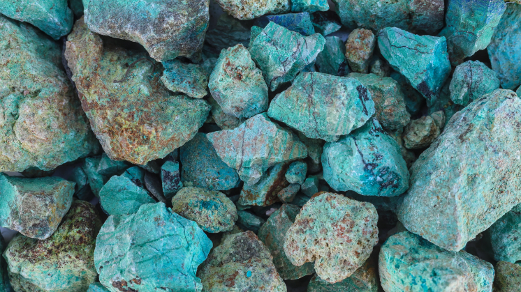 Las listas oficiales de minerales críticos sirven para orientar grandes inversiones tanto en el sector público como en el privado.