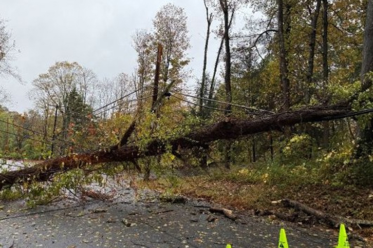 Daños por la tormenta en Lewisboro, NY.