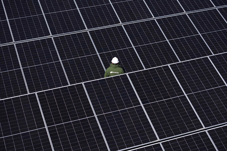 Iberdrola impulsa la electrificación de la industria en Alemania con la venta de energía limpia a la acerera Salzgitter